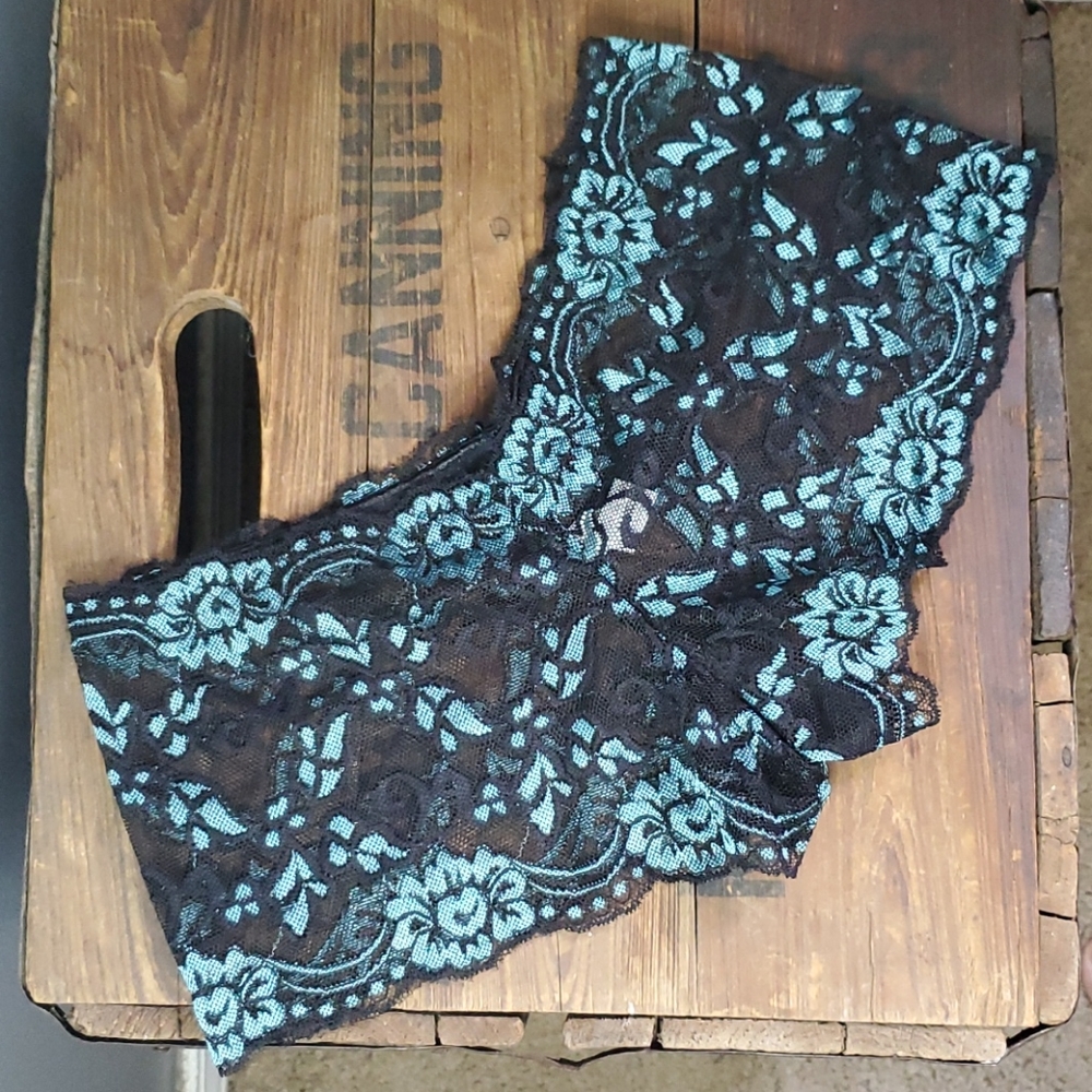 Chuns black & teal lace boy short panties one size